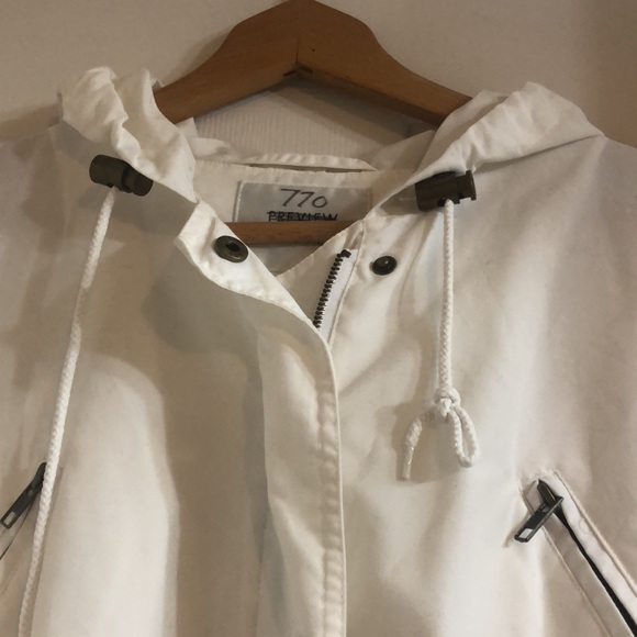 Preview Basic Women’s White Hooded Utility Jacket Small - Picture 2 of 14